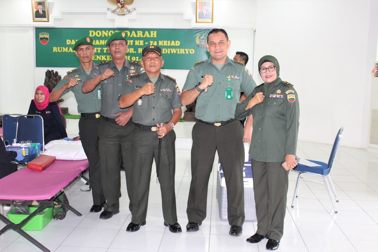 Peringati HUT Kesehatan Angkatan Darat (KESAD), RS dr. Reksodiwiryo Gelar Donor Darah